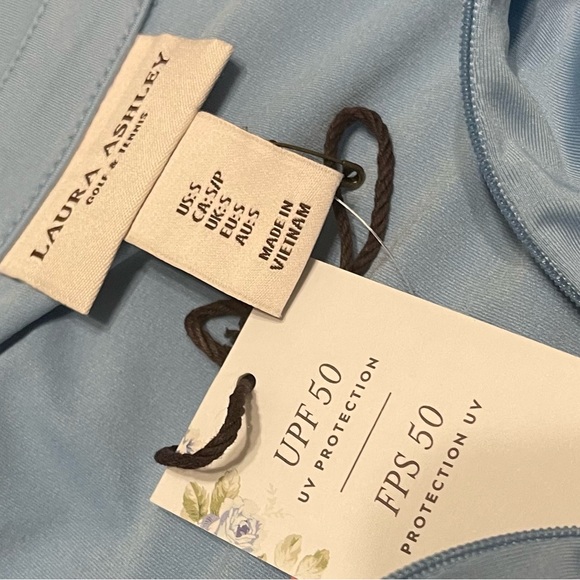 NWT Laura Ashley Upf 50 Golf/Tennis Set of Skort (XS)and Polo (S) - Picture 3 of 9